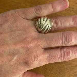Beautiful Modern Sterling Silver Dome Ring Size 5